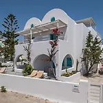 公寓式酒店 尼西亚海滩套房公寓式酒店 4*