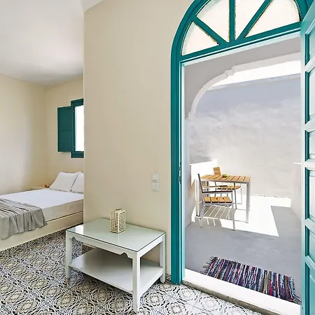Nissia & Kamari (Santorini)
