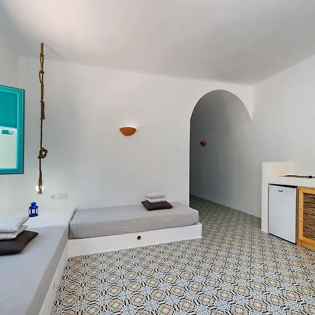 Nissia & Apart-hotel 4*
