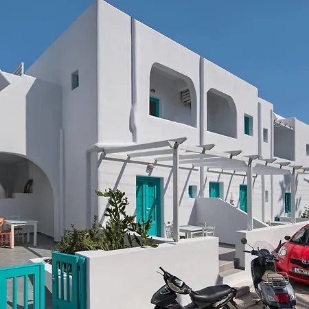 Nissia & Aparthotel Kamari (Santorini)