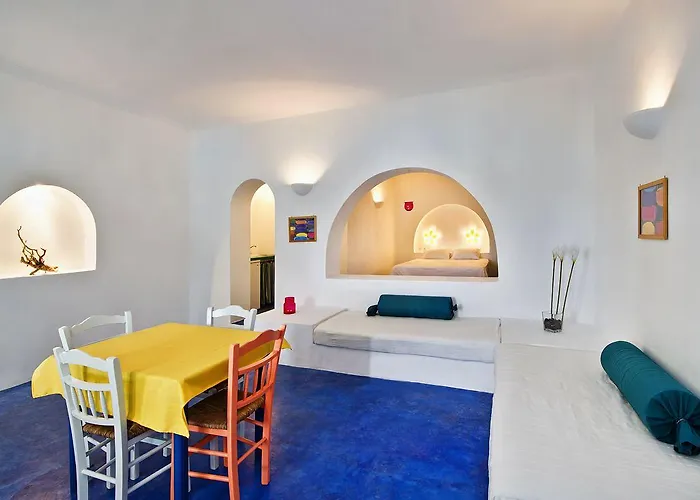 Aparthotel Nissia & 4*