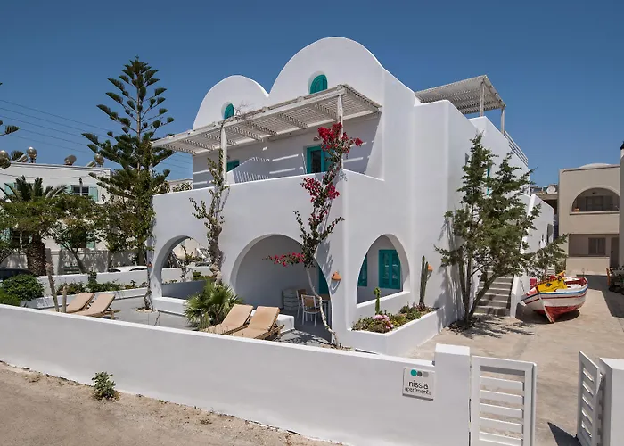 Aparthotel Nissia & 4*