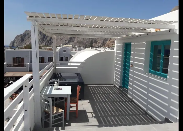 Aparthotel Nissia & 4*