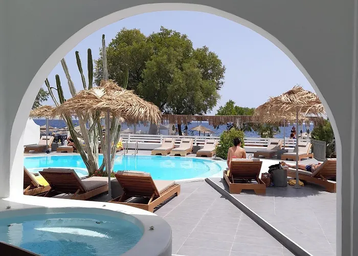 Nissia & Apart-hotel Kamári