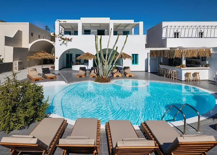 尼西亚海滩套房公寓式酒店 Kamári