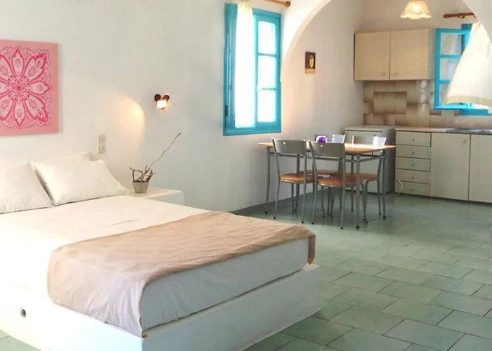 尼西亚海滩套房公寓式酒店 公寓式酒店 Kamári