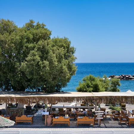 Aparthotel Nissia & 4*